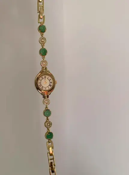 Emerald Special-interest Design Quartz Watch