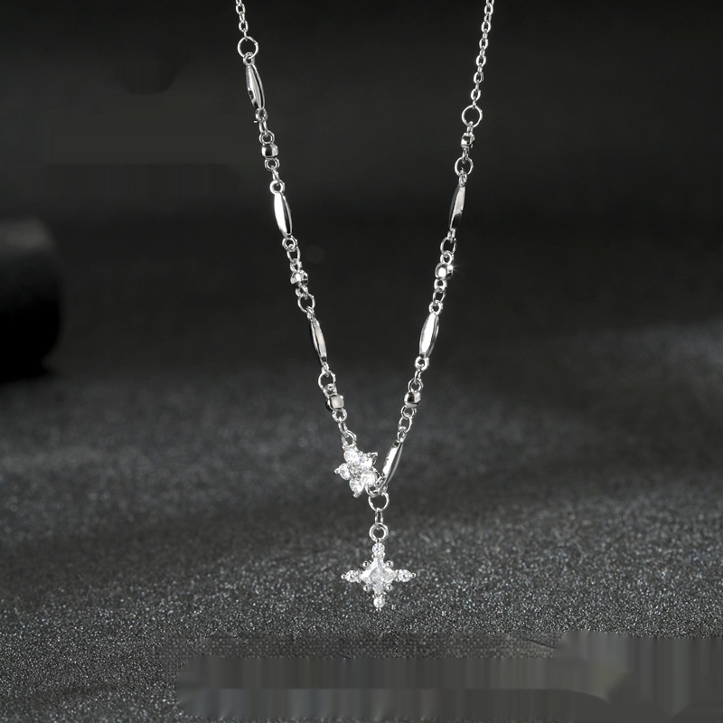 Women's Temperament Wild Titanium Steel Snowflake Necklace