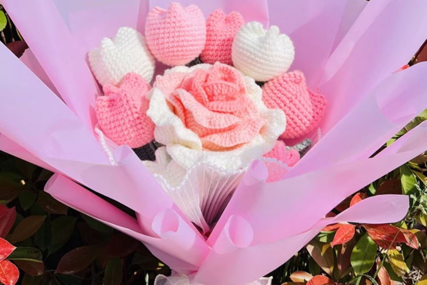 Title 5, Diy Wool Crocheted Handmade Rose Tulip Bouquet ...