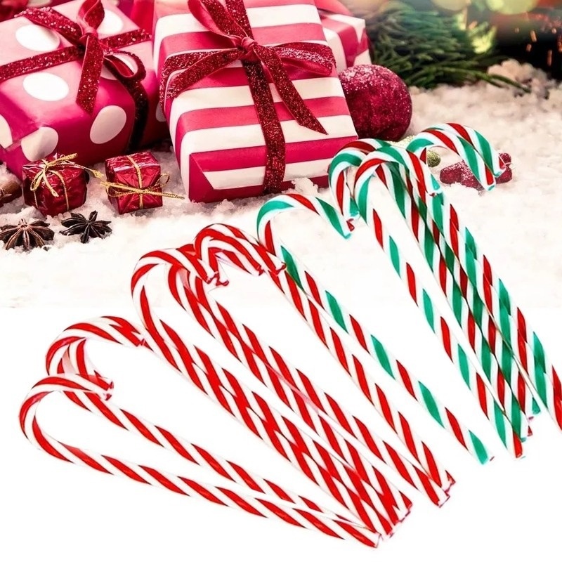 Title 9, Christmas Candy Crutch Red Scene Decorative Pen...