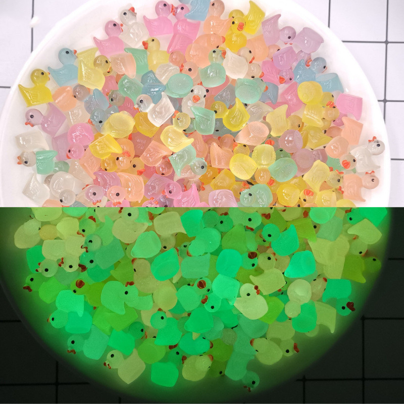 Fashion Glow-in-the-dark Duckling Doll Pendant