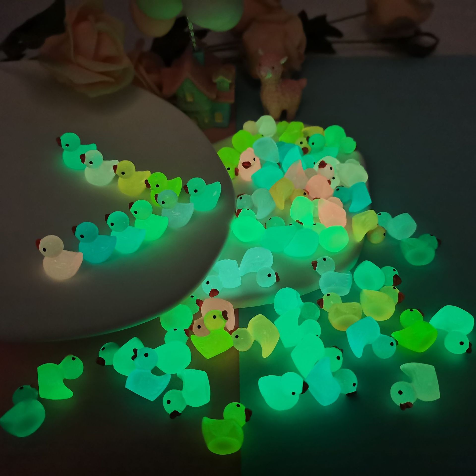 Title 2, Fashion Glow-in-the-dark Duckling Doll Pendant