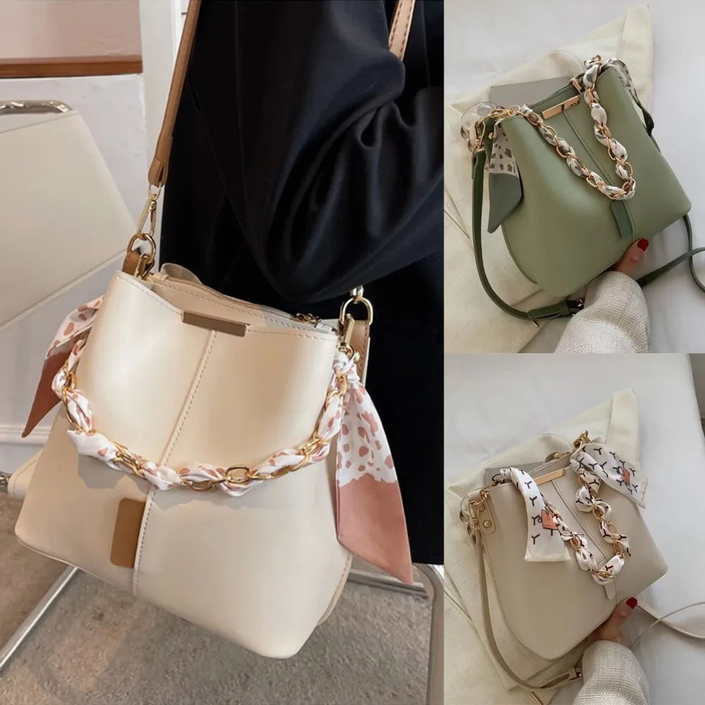 New Autumn and Winter Women's Crossbody Fashion Casual Underarm