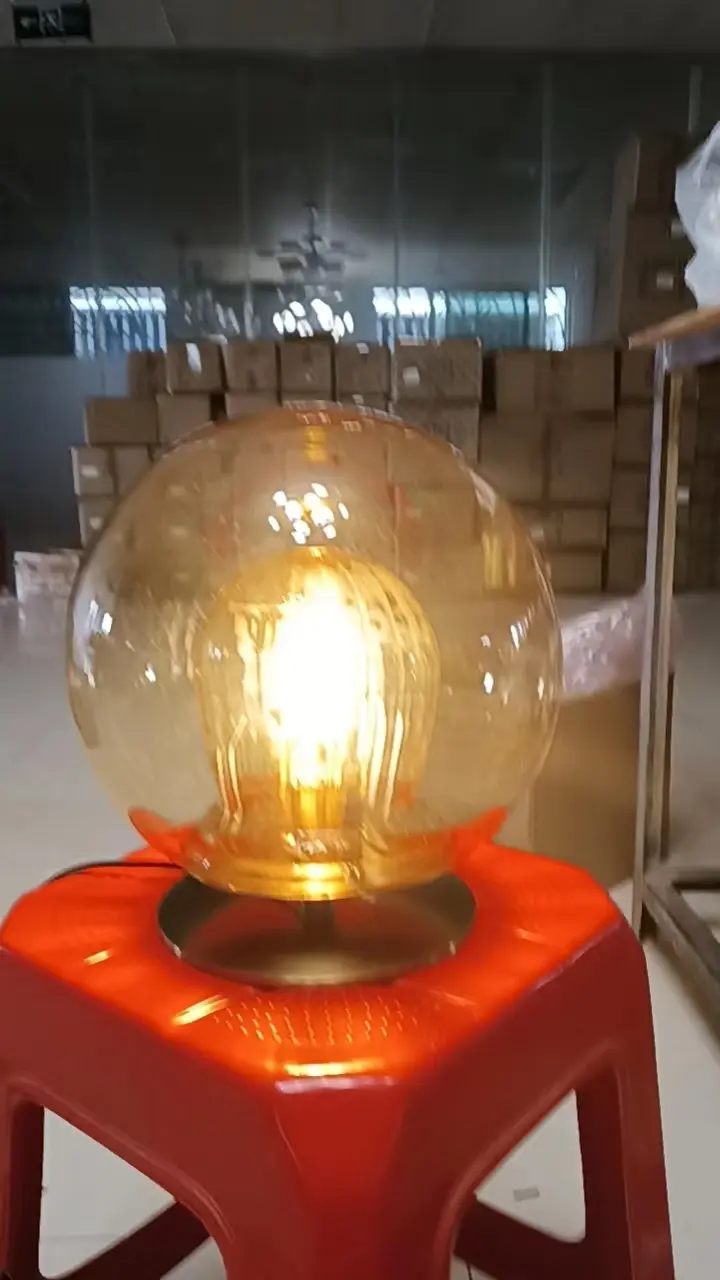 Pleated Crystal Lamp Glass Simplicity Transparent Led Table Lamp