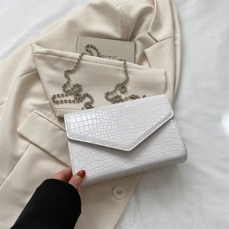 Elegant Simple and Fashionable Handbag