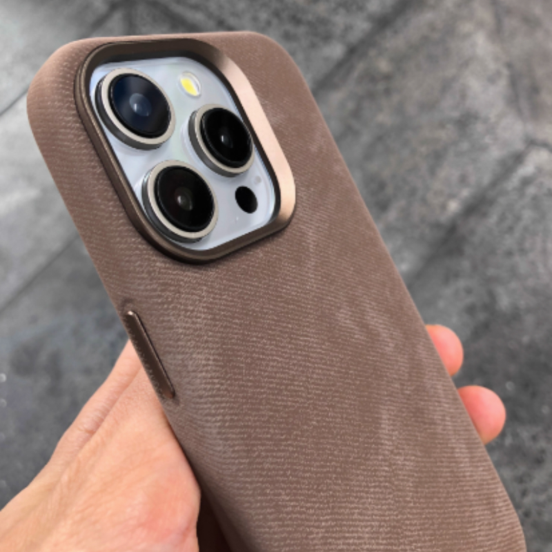 Magnetic Skin Feeling Fiber Leather All-inclusive Phone Case