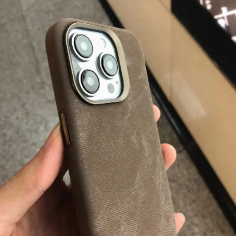 Magnetic Skin Feeling Fiber Leather All-inclusive Phone Case