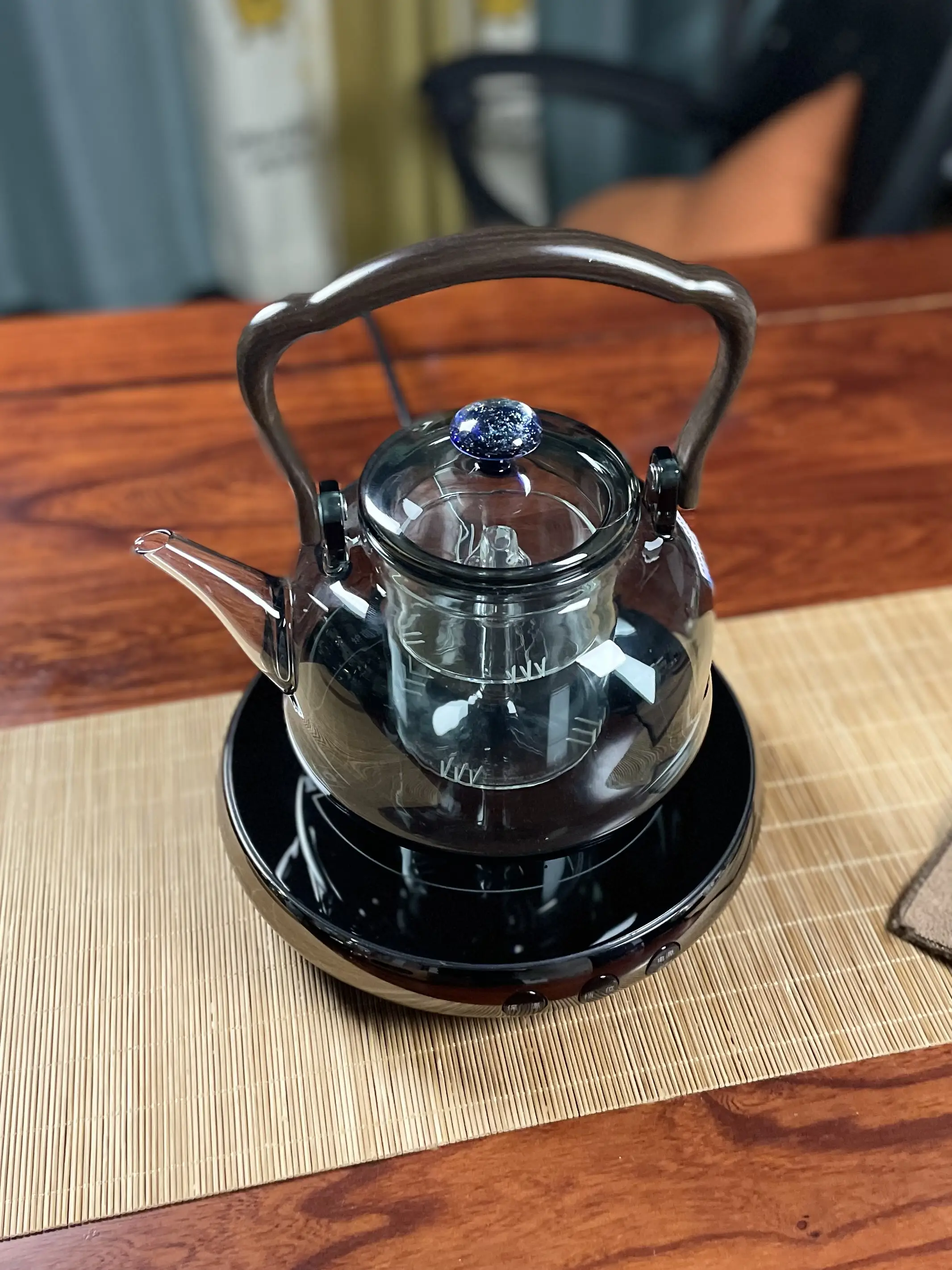 High Borosilicate Glass Teapot With Lifting Beam