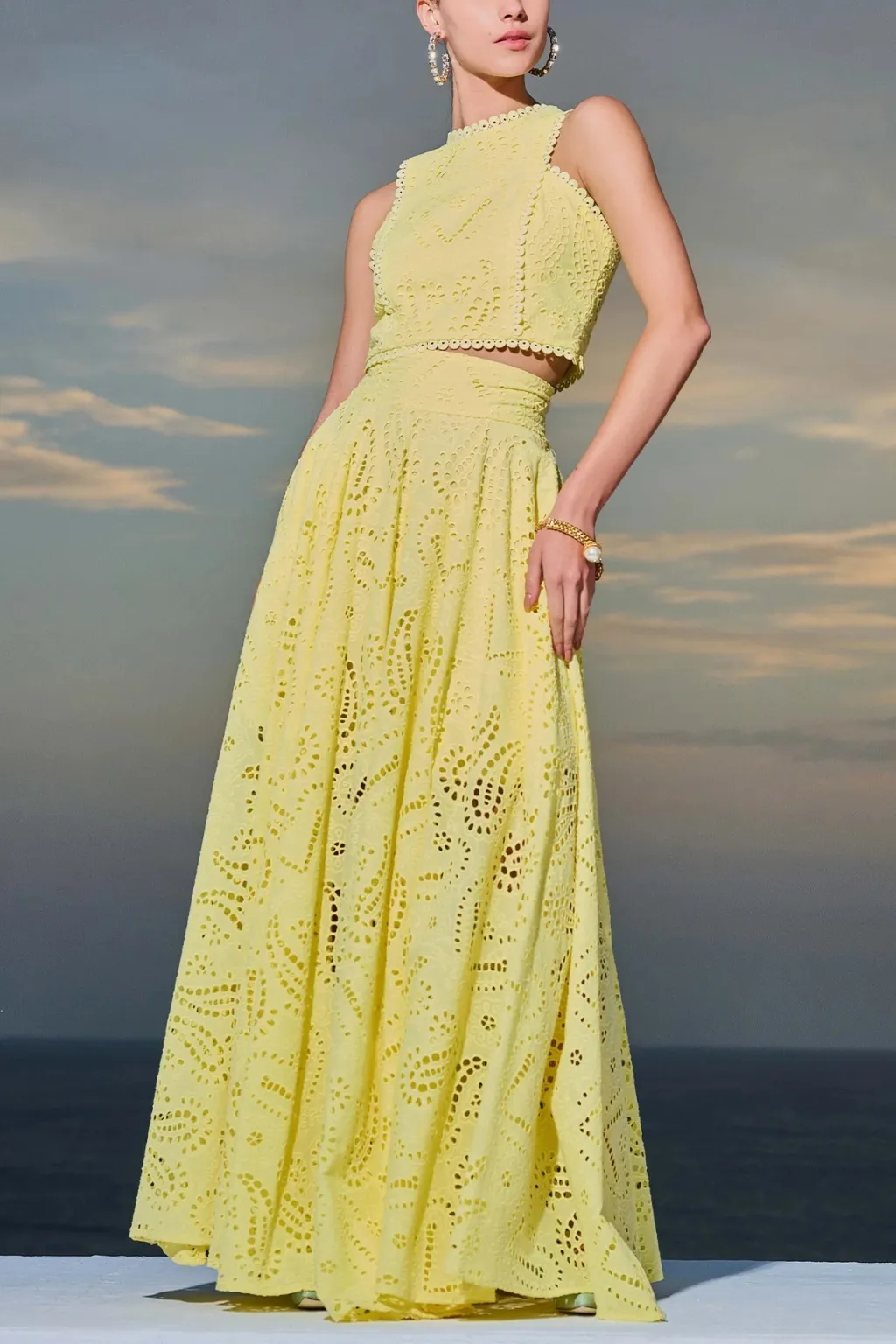Women's Clothing Elegance Sleeveless Embroidery Lace Long Dress Holiday Suit Two-piece Set - Yellow