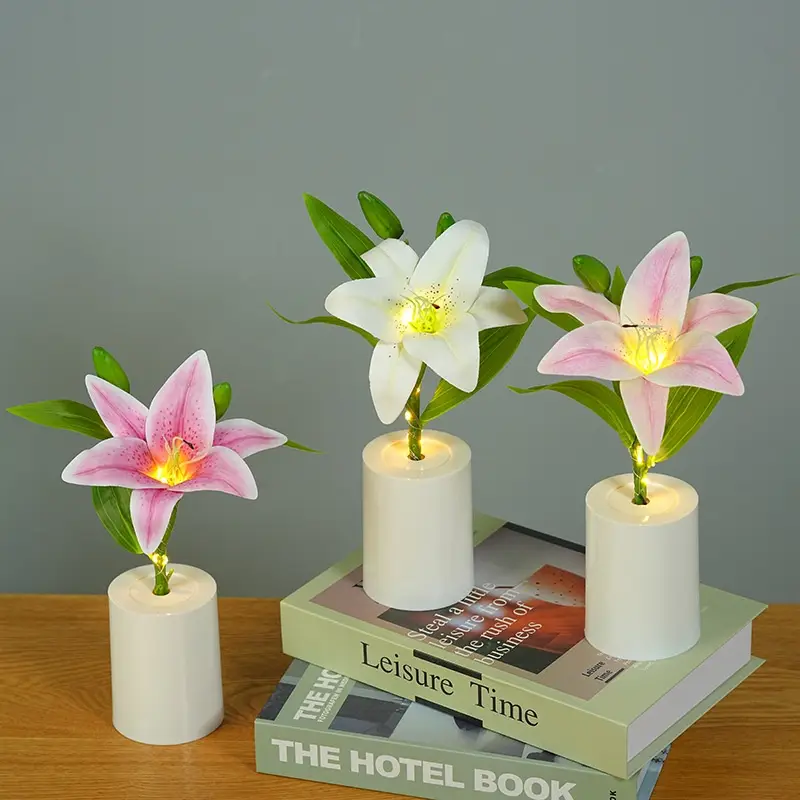Lily Creative Simulation Bouquet Night Light