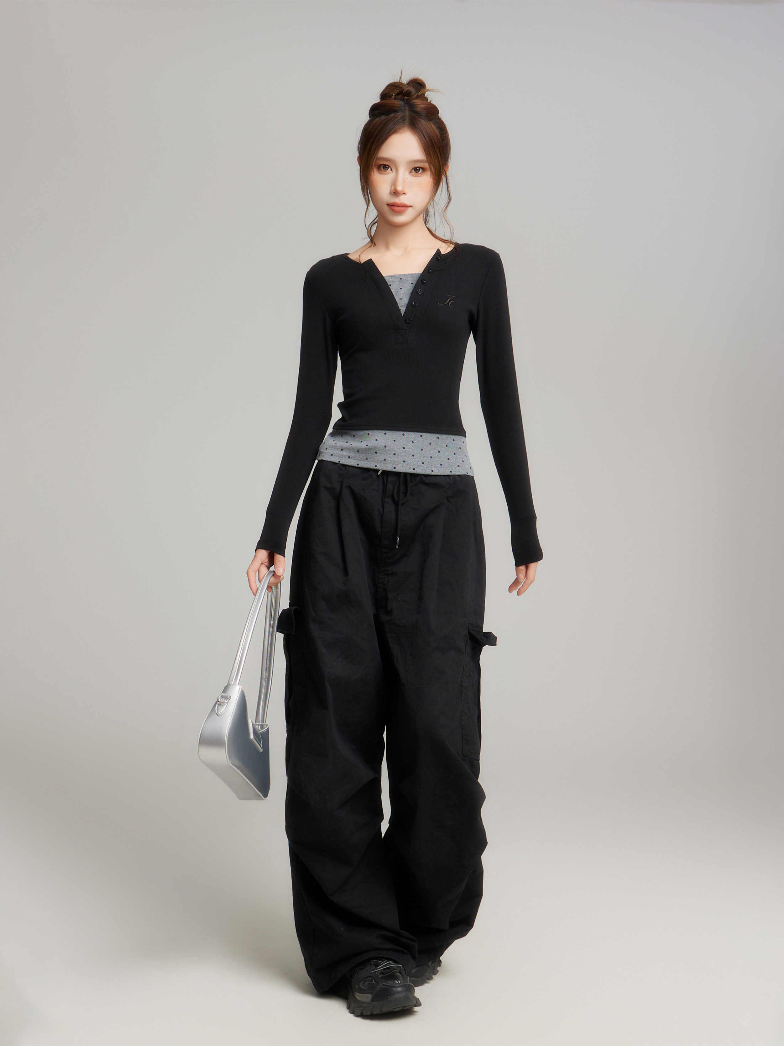 Black Shoulder Fake Two-piece Slim-fit Knitted Long-sleeved T-shirt For Women