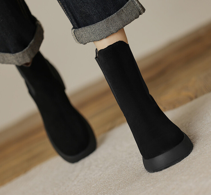 Black With Velvet Lining