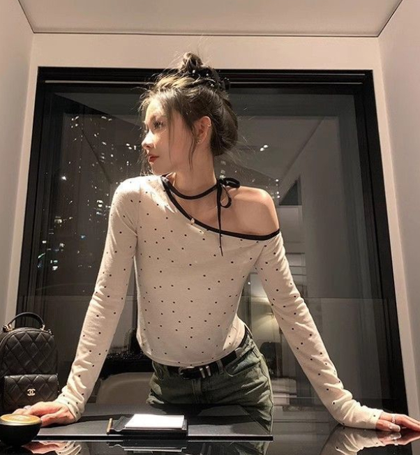 Pure Wind Strap Polka Dot Long Sleeve