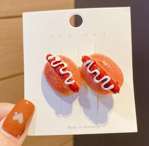 Hot dog bun bobby pins