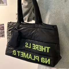 Cool Large Capacity Computer Shoulder Bag - Black - View 1