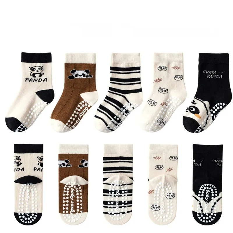 Children's Gel Dotted Trampoline To Avoid Slippery Socks - Black And White Panda Autumn