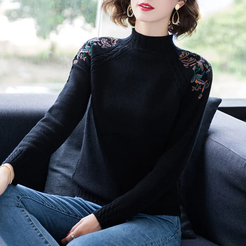 Fashion Embroidery Loose Sweater For Women - Black