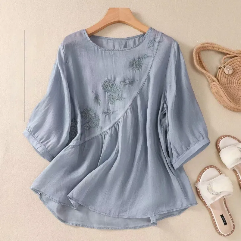 Artistic Retro Embroidery Small Shirt Loose Round Neck Pullover Top - Blue - View 1