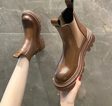 Round Toe Thick soled Fashion Chimney And Fleece Ankle Boots Brown - Shop at LoveMi