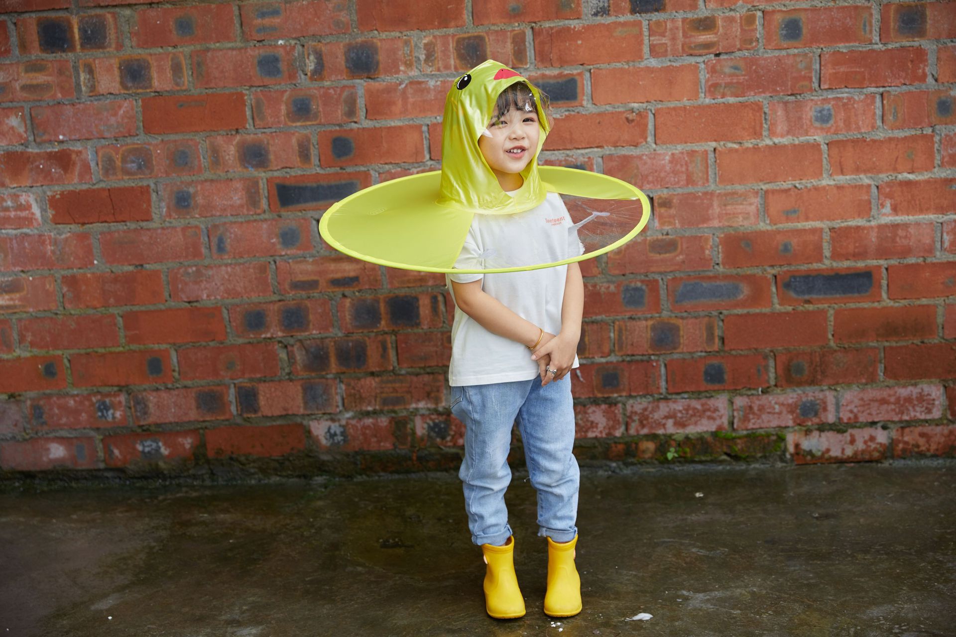 Title 3, Small Yellow Duck Flying Saucer Children Rainco...