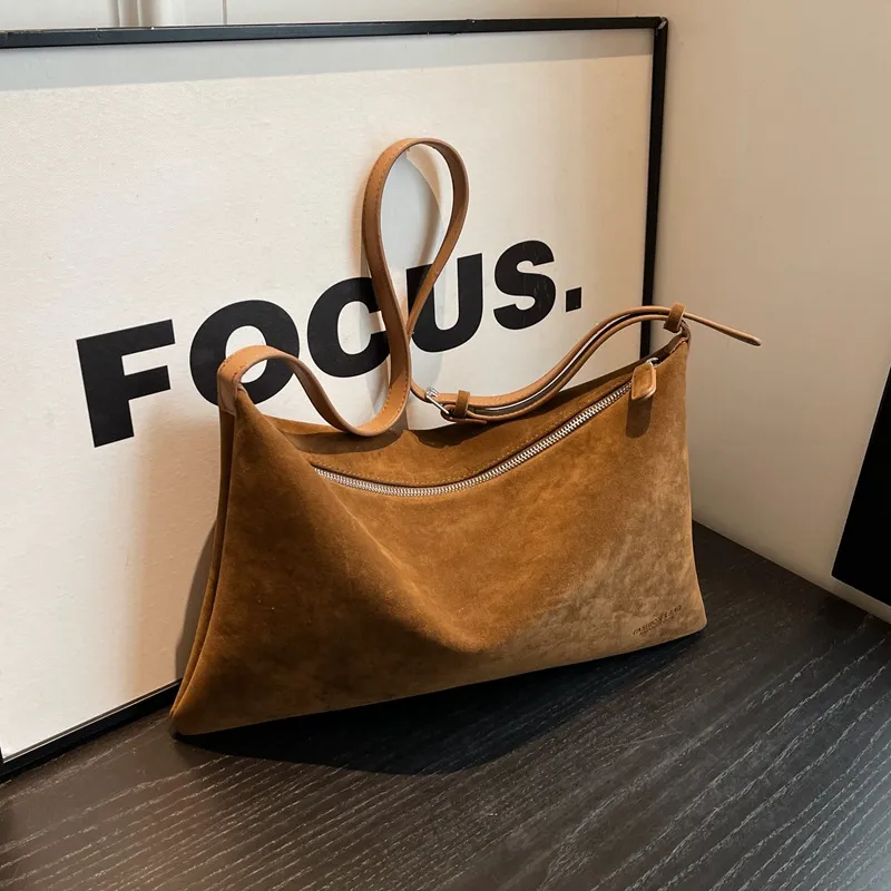 Vintage Suede Niche Bag For Women - Brown