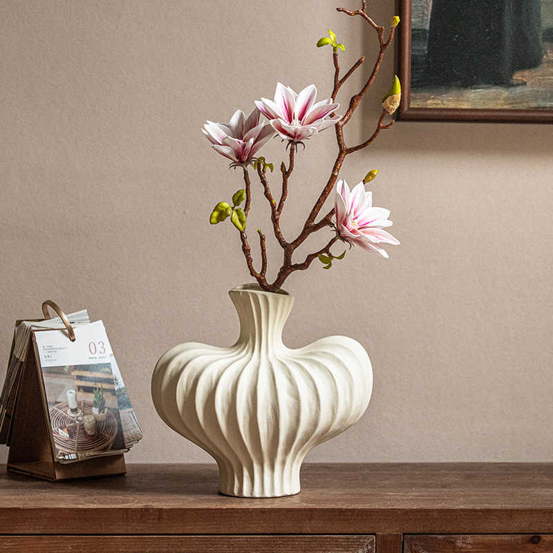 Title 3, Retro Flower Container Ceramic Vase Decoration