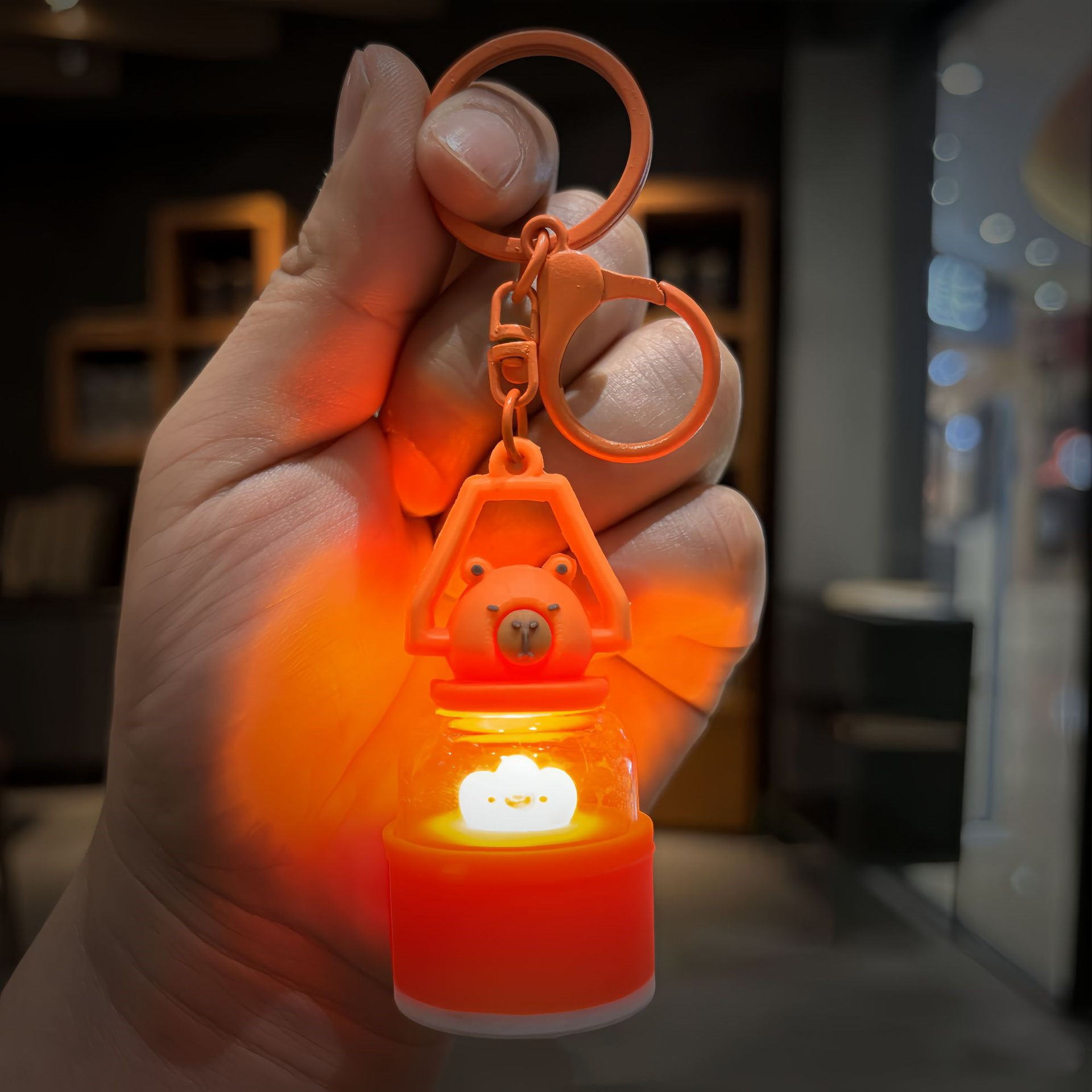 Yuyujun Orange Color Lamp