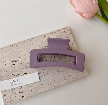 Purple square clip 9cm