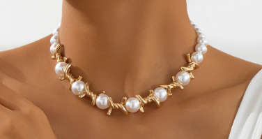 Necklace Gold