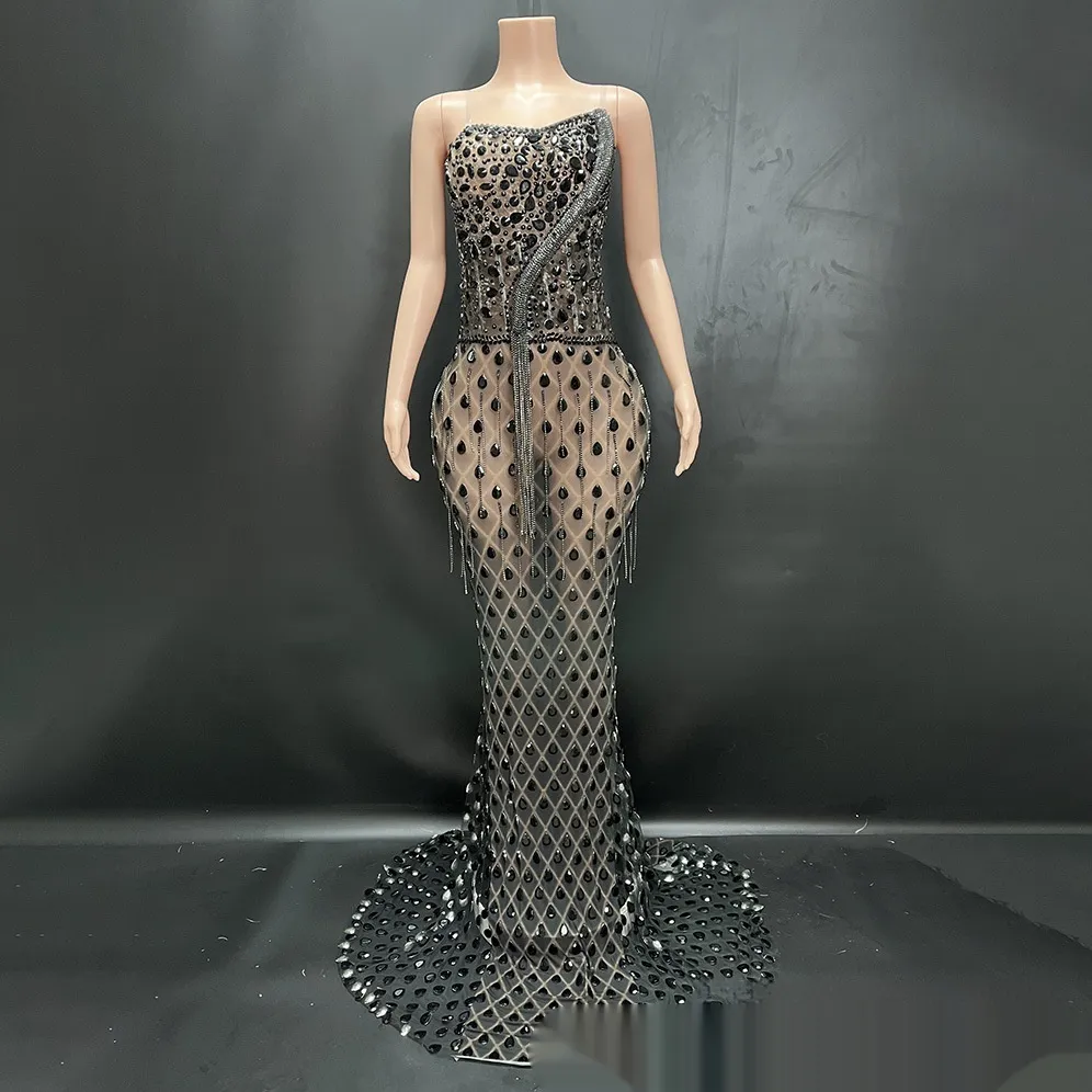 No Back Traceless Sexy Elegant Fishtail Gown - Black