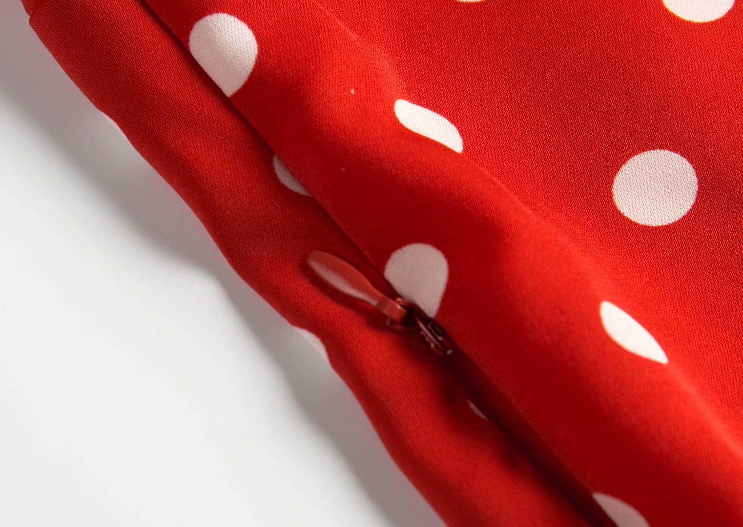 Women's Polka Dot Print Off-neck Vest Top