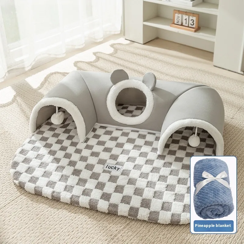 Hide-and-seek Tunnel Play And Sleep One Cat Nest - Bear Blanket