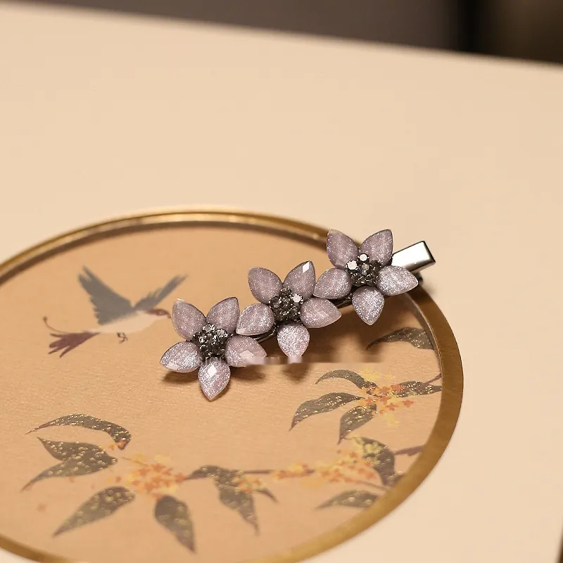 Retro Small Size Hairpin Headdress Resin Flowers - 5.5Cm Press Clip Pink
