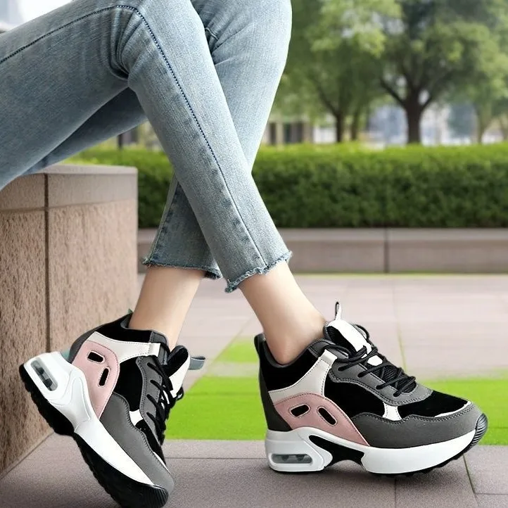 Casual Leather Plus Size Hidden Heel Platform Sneaker - Pink