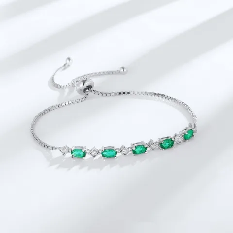 Elegant Egg-shaped S925 Silver Cultivation Emerald Bracelet