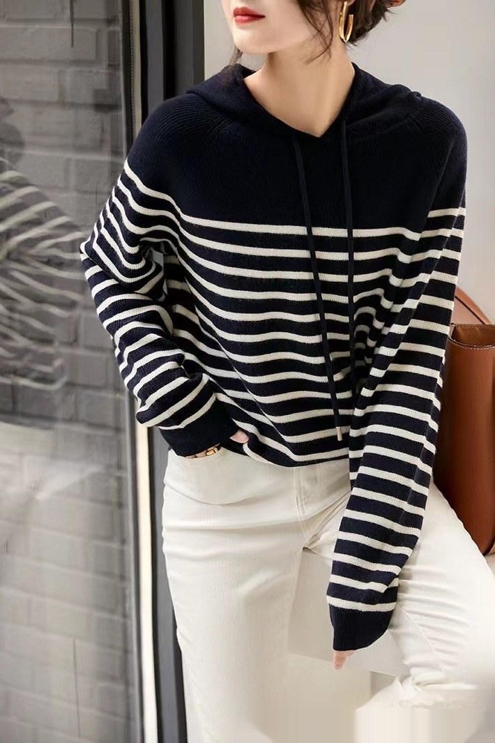 Dark Blue White Stripe