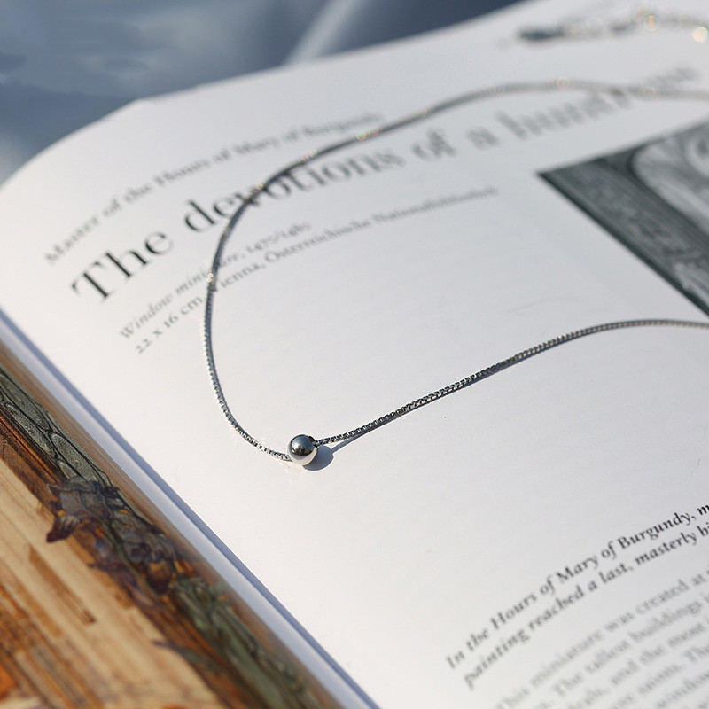 Fashion Women's Elegant Ball Clavicle Chain