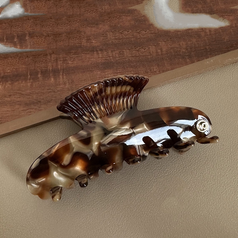 Title 3, Vintage Leopard Print Solid Color Shark Clip