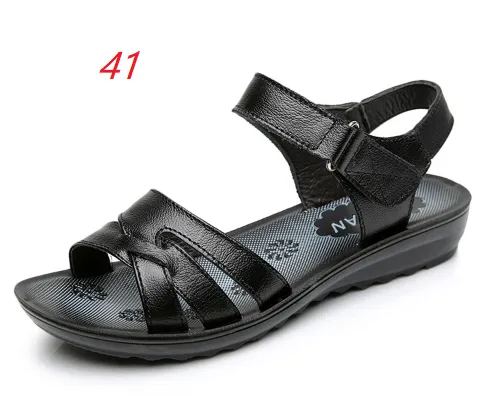 Manufacturers direct selling new women's head, skin, skin, leisure and comfort mother sandals for old and old shoes sandals - Black