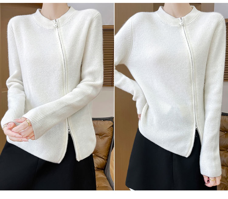 Title 4, Round Neck Knitted Cardigan Long Sleeve Women