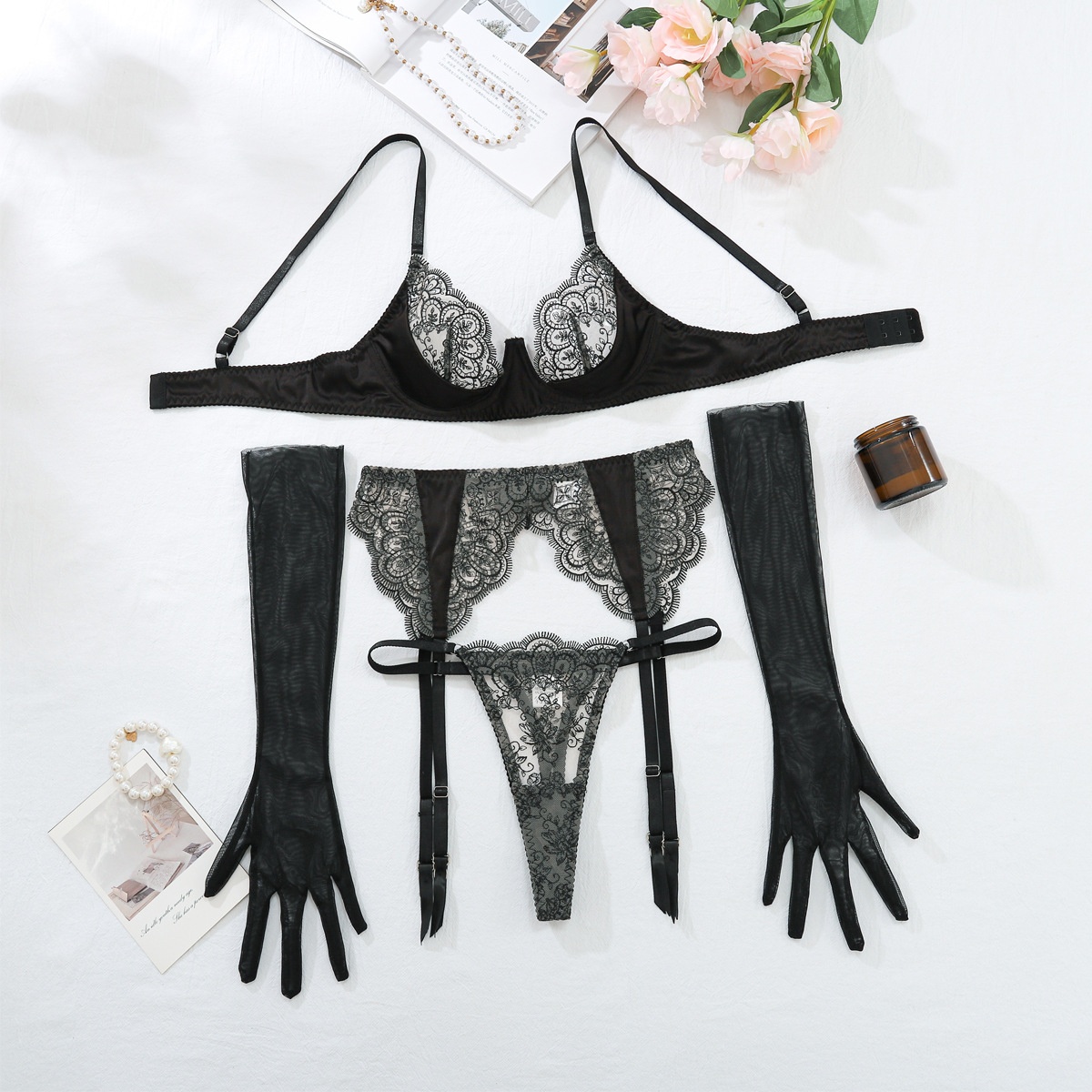 Title 13, Sexy Embroidery Lace Sexy Backless Bra Suit Fou...