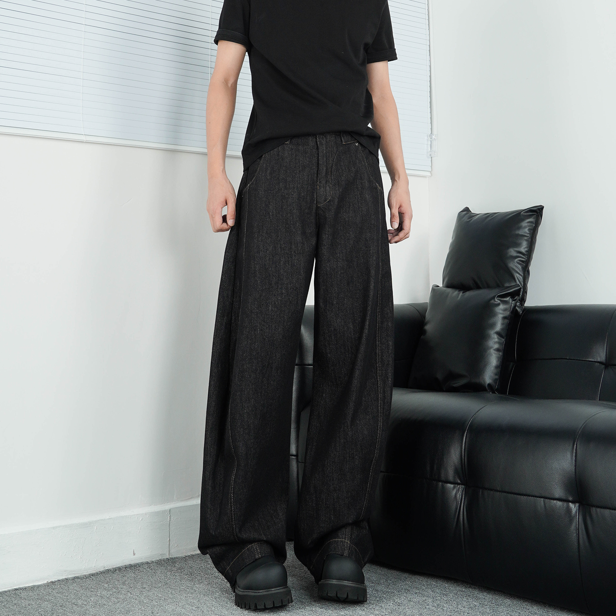 Title 5, Black Wide-leg Jeans Men