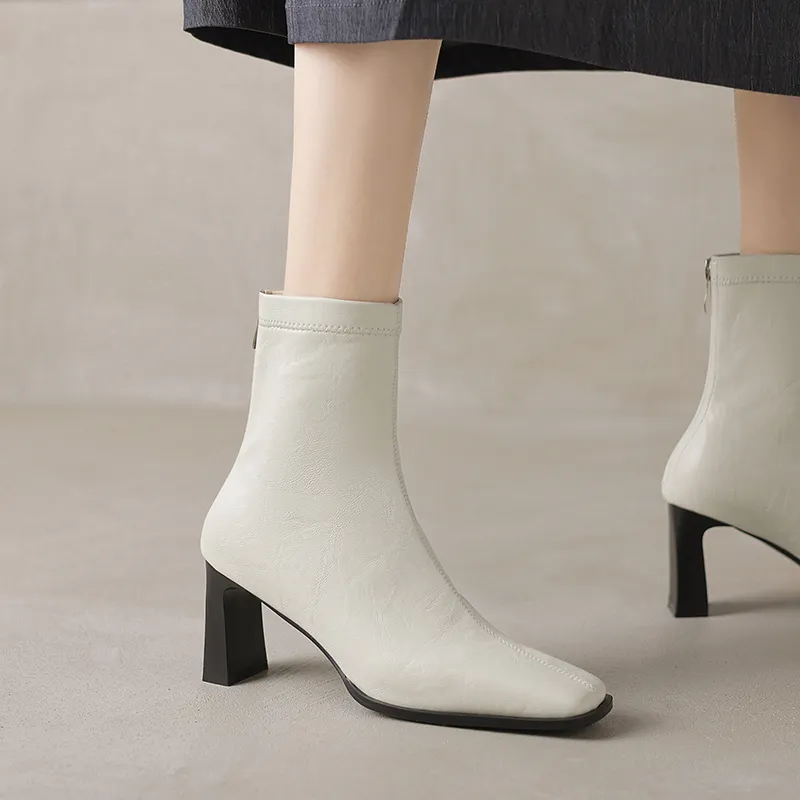Women's Vintage Square Elastic Ankle Boots With Chunky Heels - White