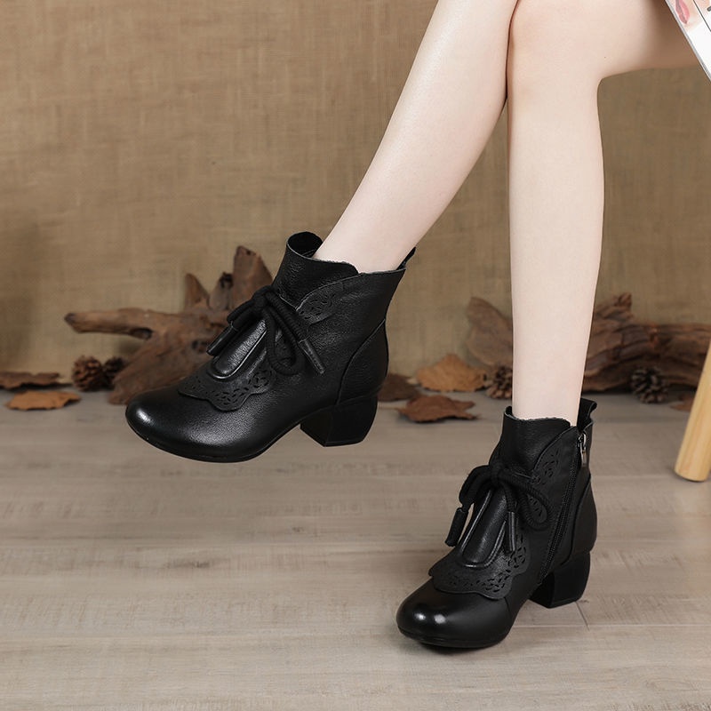 Black With Velvet Lining