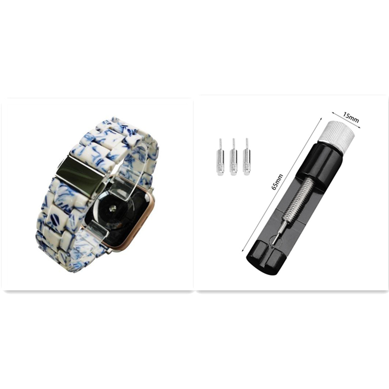Blue and white set