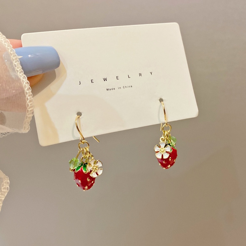Self-designed Summer Sweet Girl Earrings Cute Refreshing Strawberry Ear Hook Fairy Flower Earrings H5288