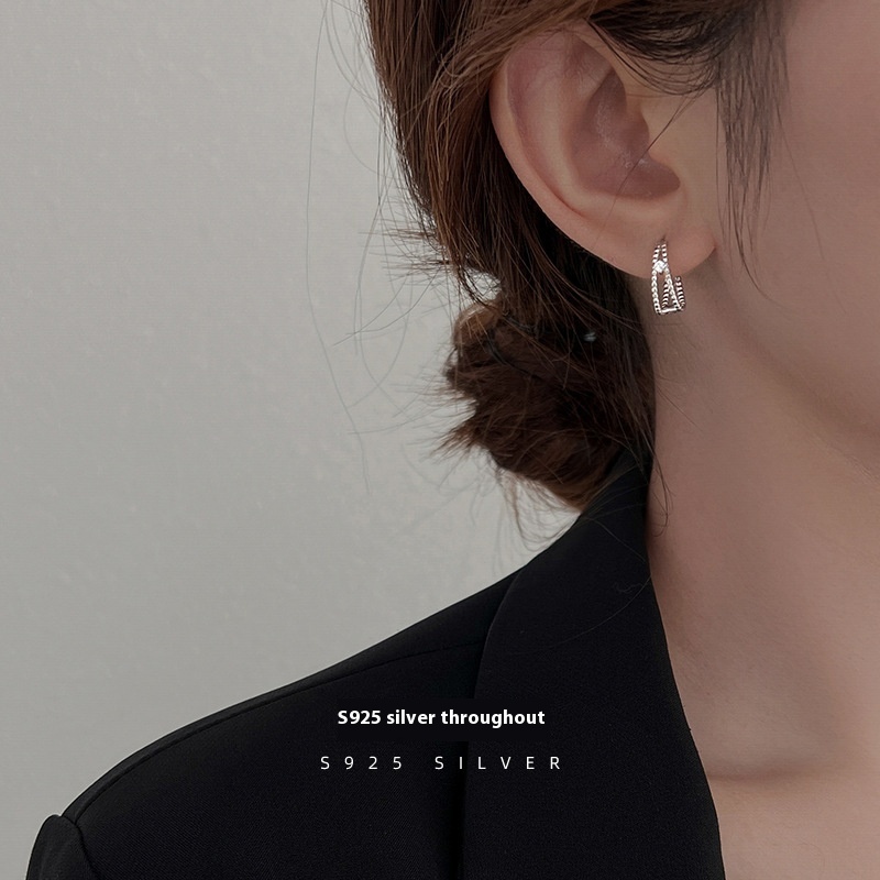 S925 Silver Retro Double-layer Hollow Ear Clip