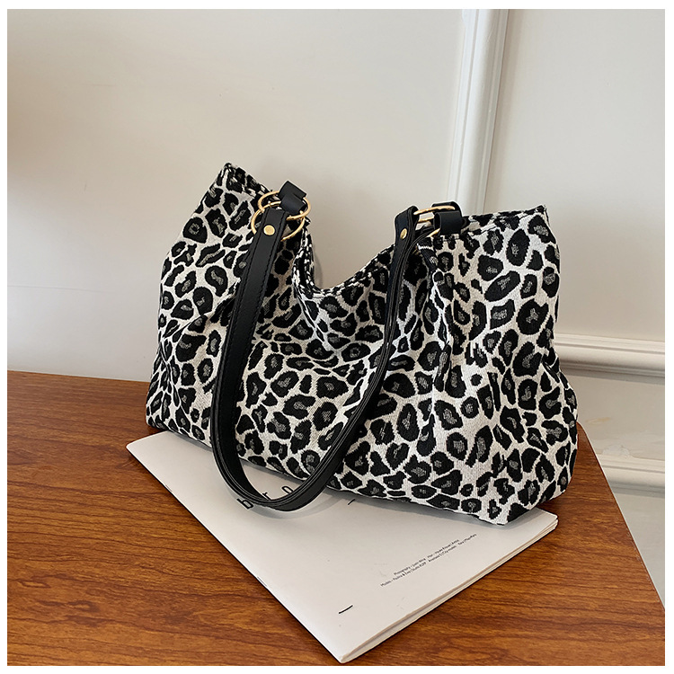 Title 3, Autumn and Winter Large Capacity Leopard Print ...