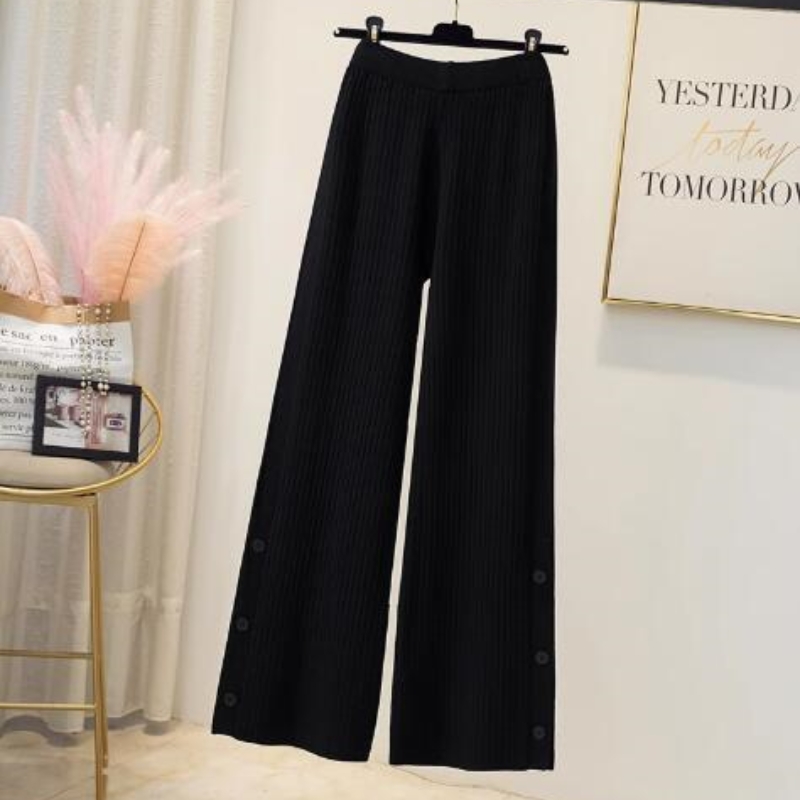 Black wideleg pants