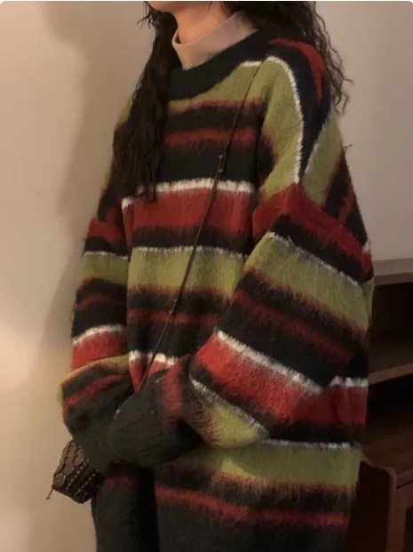 Retro Loose Contrast Color Striped Idle Style Round Neck Sweater - Green